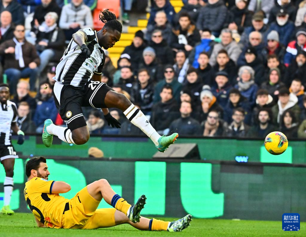 乌迪内斯客场击败基尔 乌迪内斯客场击败基尔