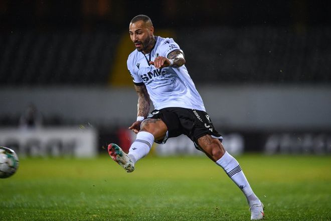 雷速官网-瑟雷斯客场逆转，实现一场胜利