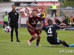 雷速官网下载-帕德博恩逆风翻盘，奋力夺取胜利