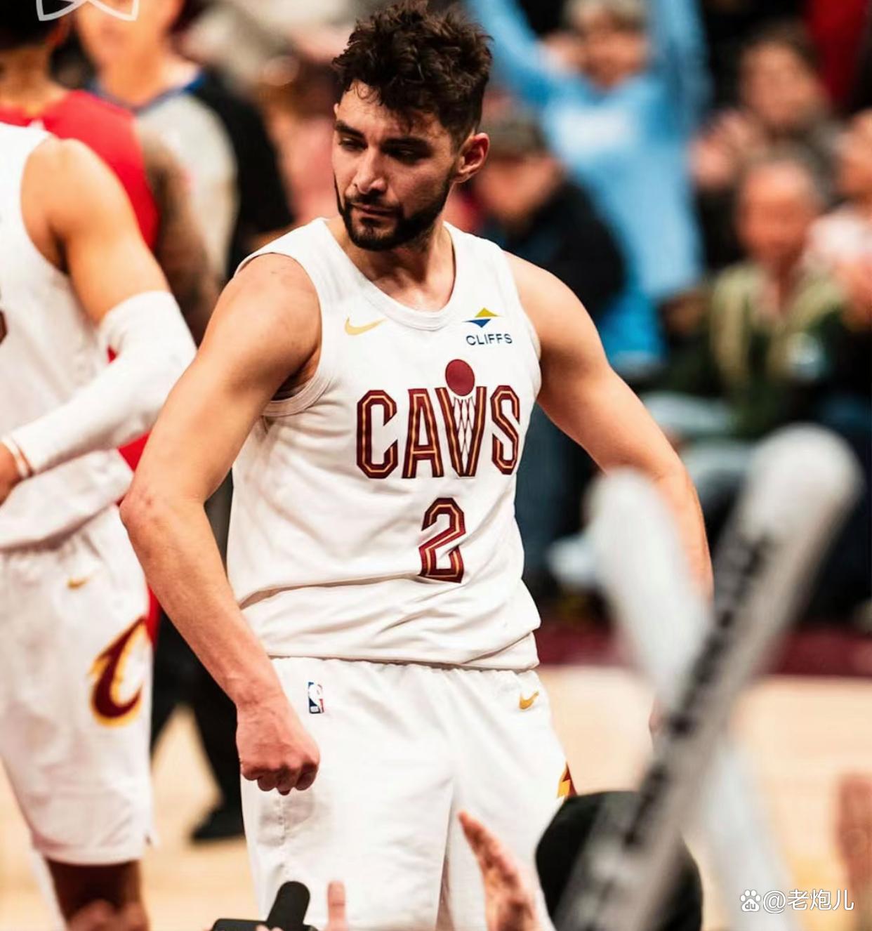 骑士主帅赞扬年轻球员努力拼搏,期待更好表现 骑士主帅赞扬年轻球员努力拼搏,期待更好表现