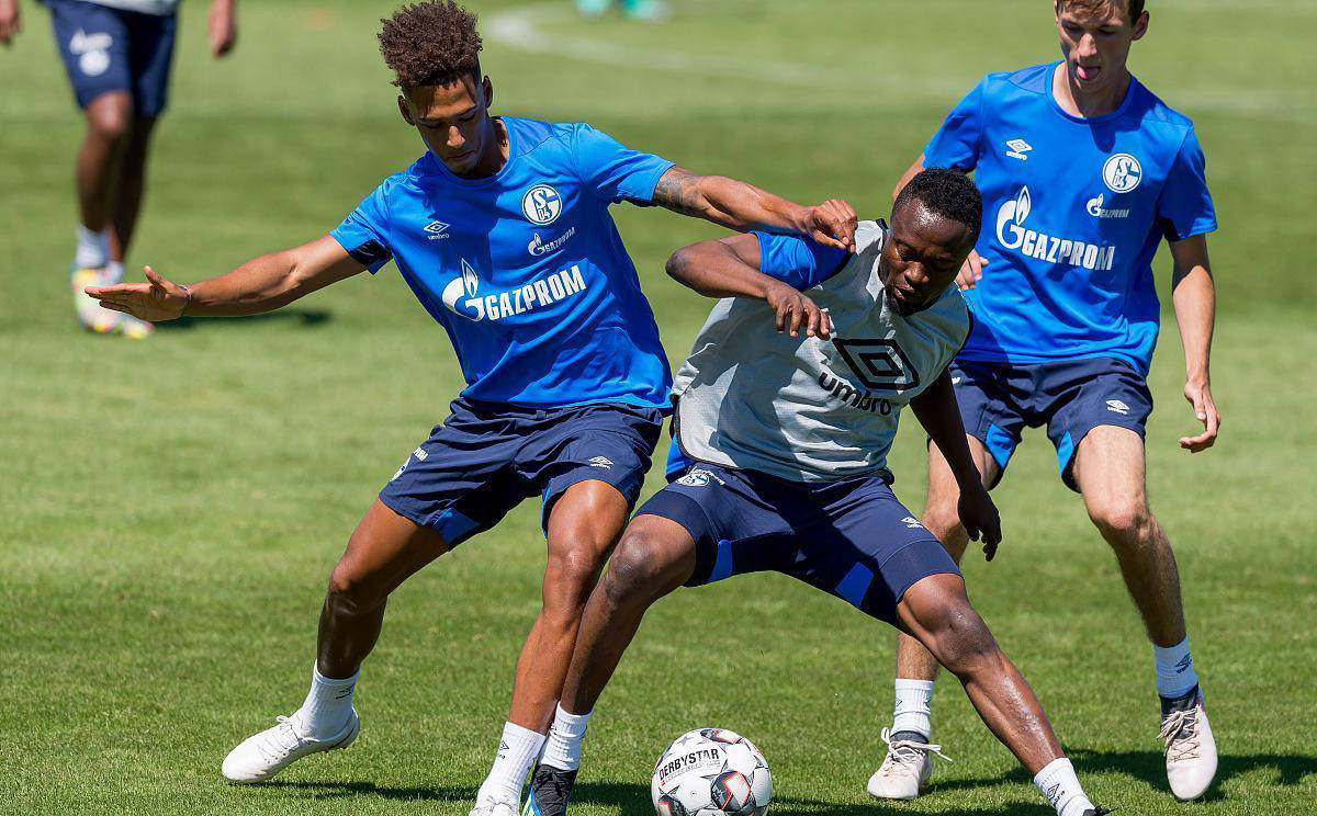 雷速官网-塞内加尔城市客场输给了沙尔克04