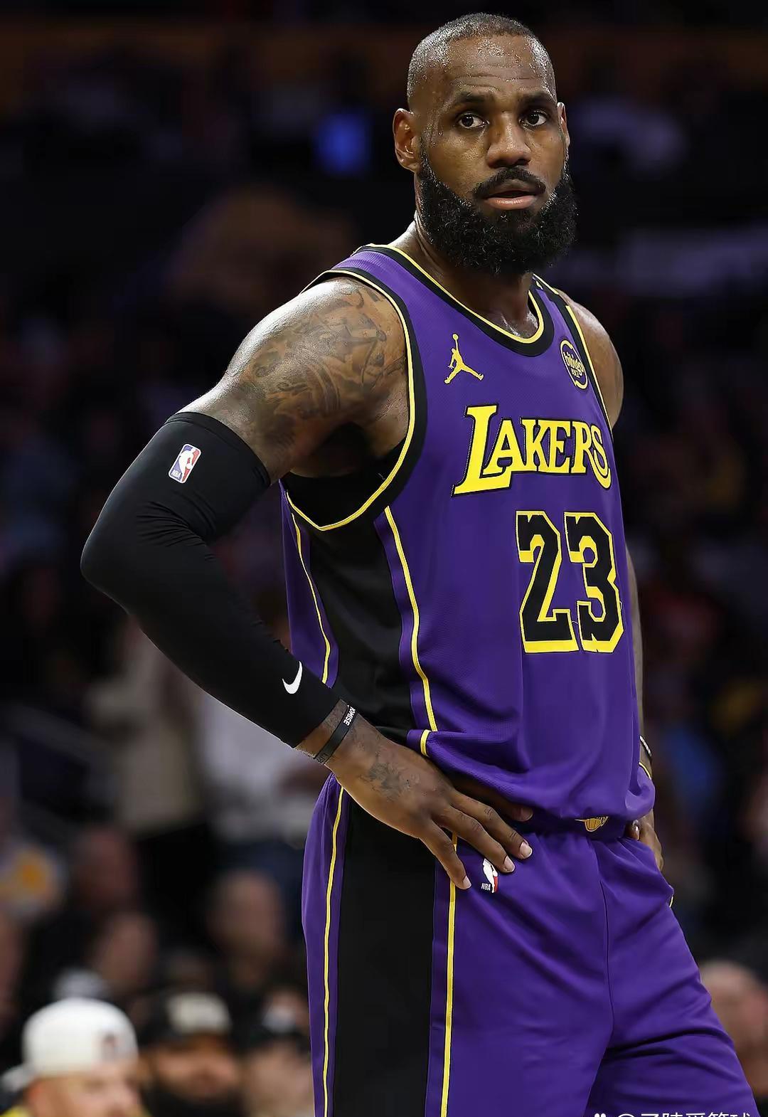 雷速直播-重磅消息：湖人和勇士将在明天展开较量