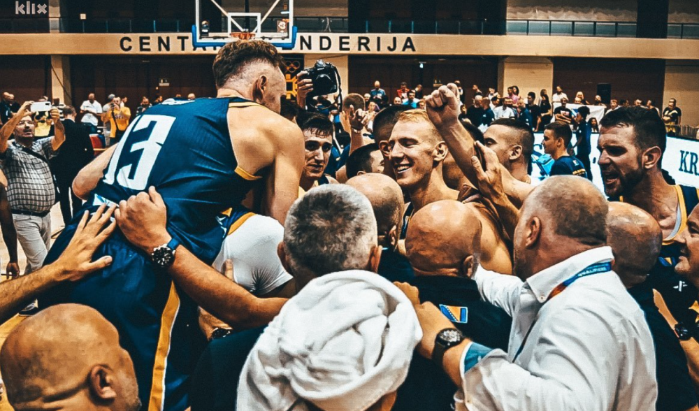 雷速官网下载-东南亚球队在国际篮球赛中击败强敌