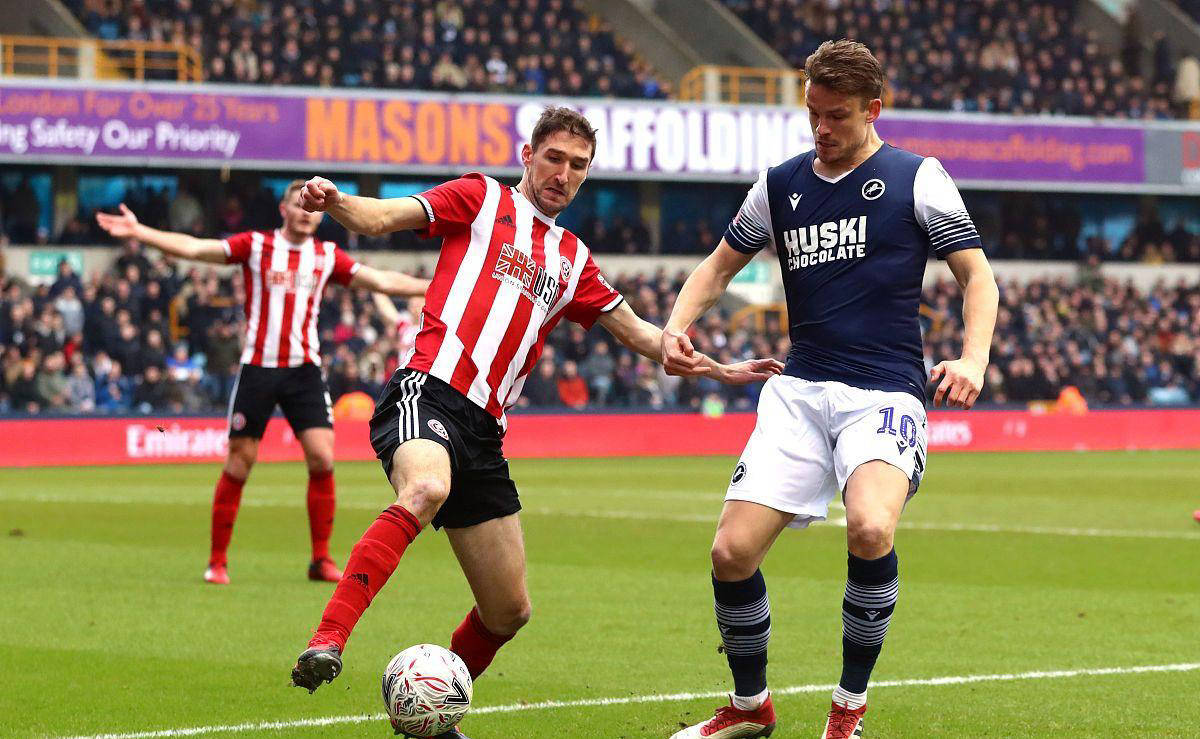 谢菲联主场大胜,继续奋力保级 谢菲联主场大胜,继续奋力保级