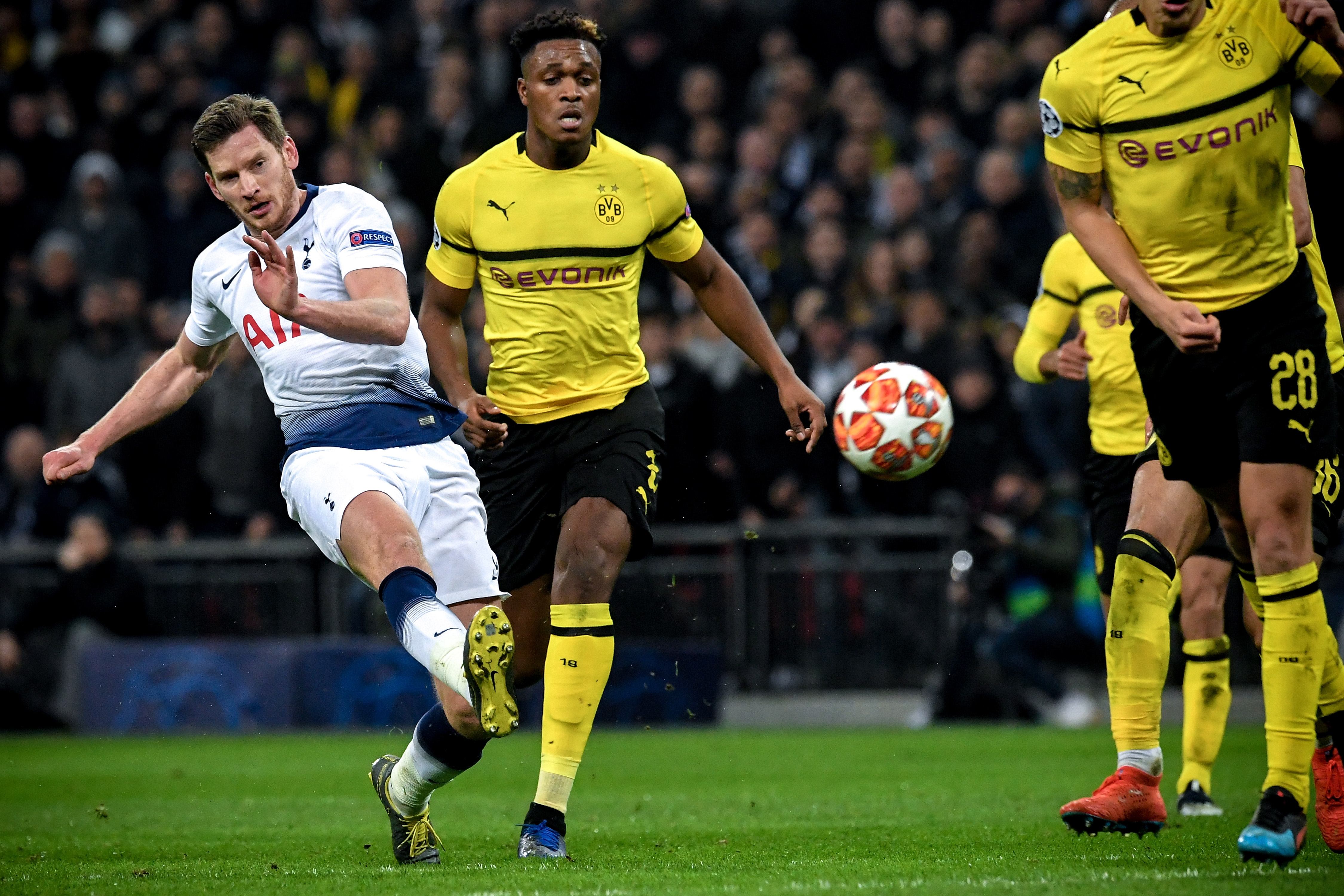 威廉斯汉姆联队主场狂胜对手,士气大增 威廉斯汉姆联队主场狂胜对手,士气大增