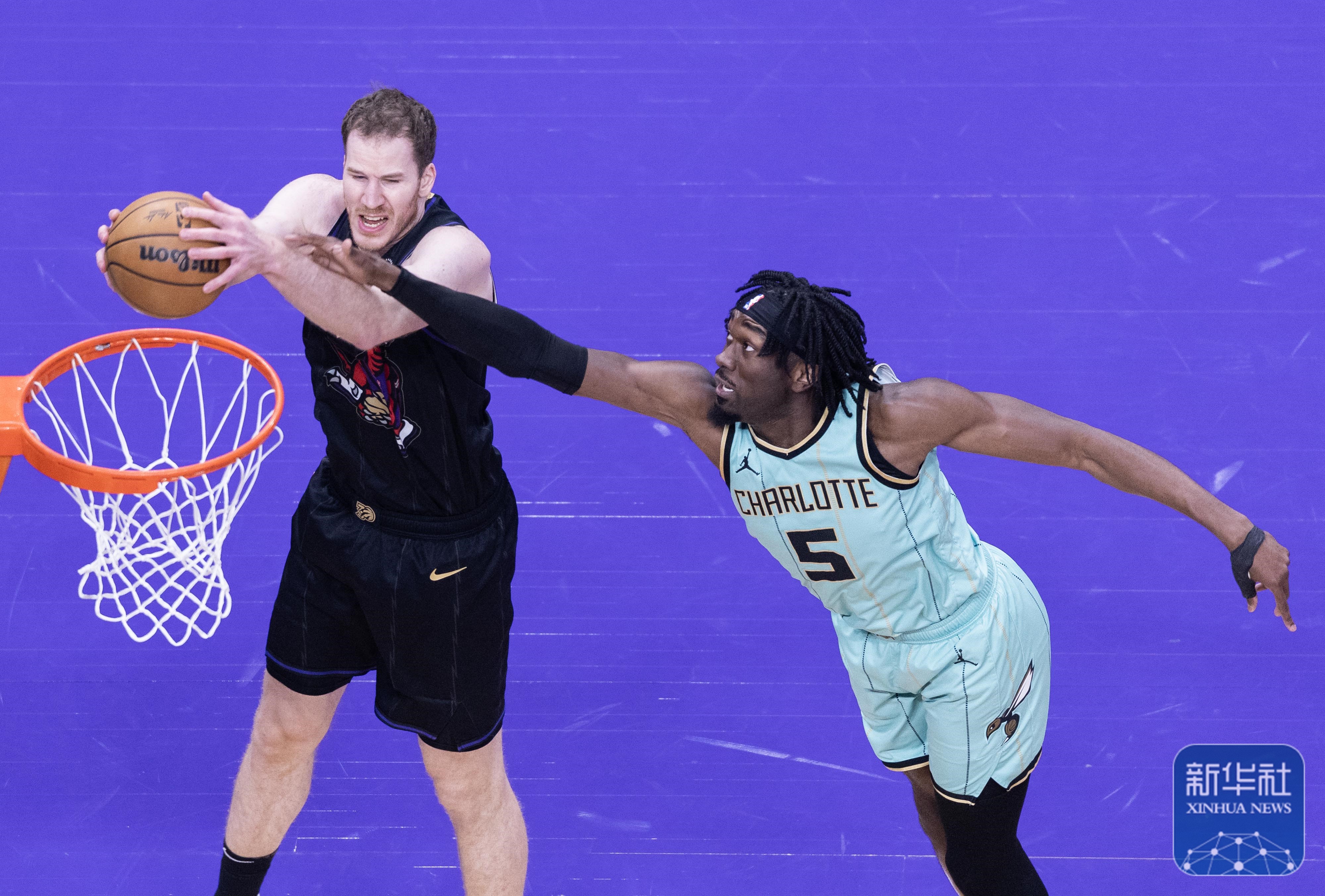 雷速-猛龙主场大胜，继续稳固东部领先地位