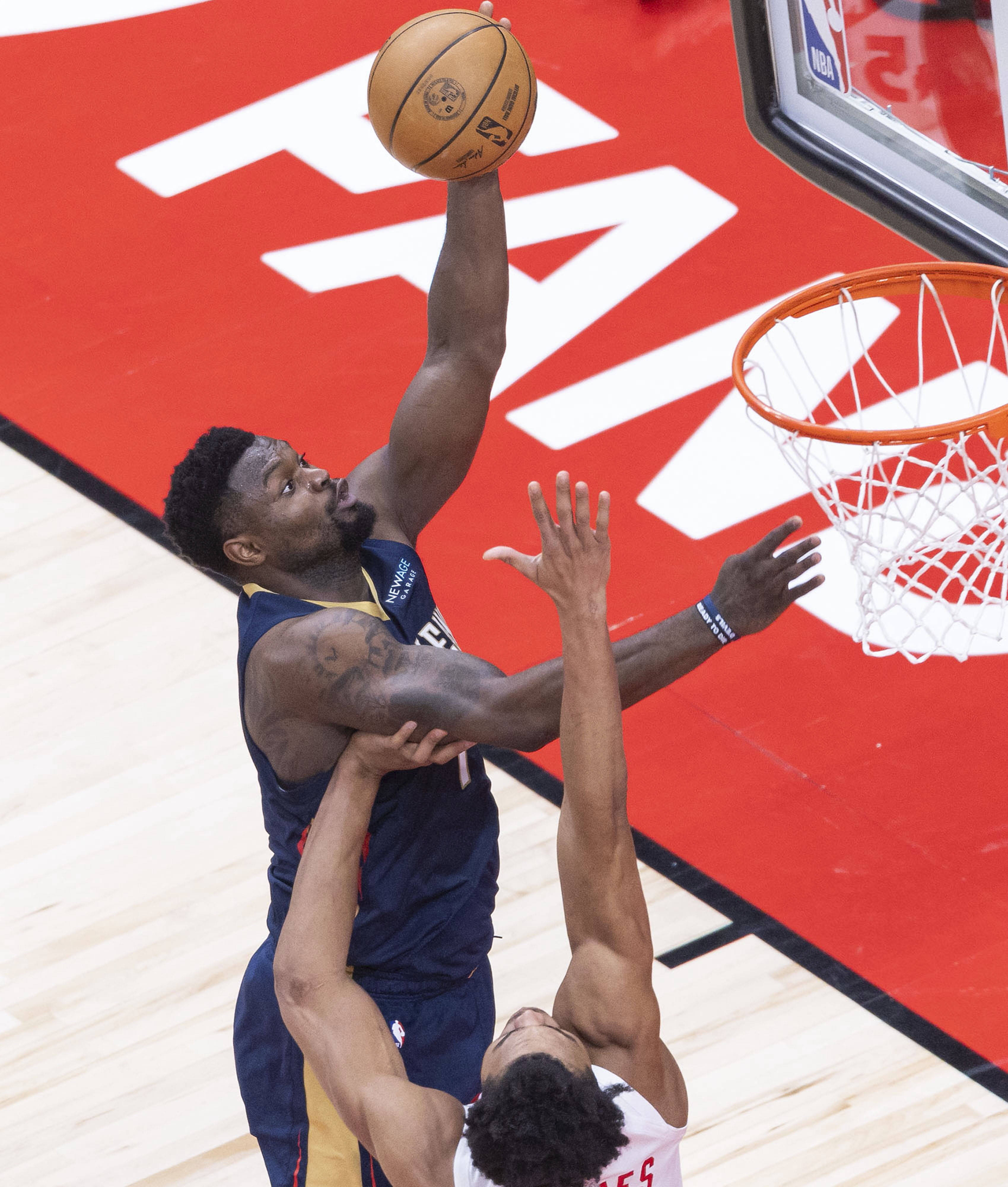 猛龙主场大胜,继续稳固东部领先地位 猛龙主场大胜,继续稳固东部领先地位