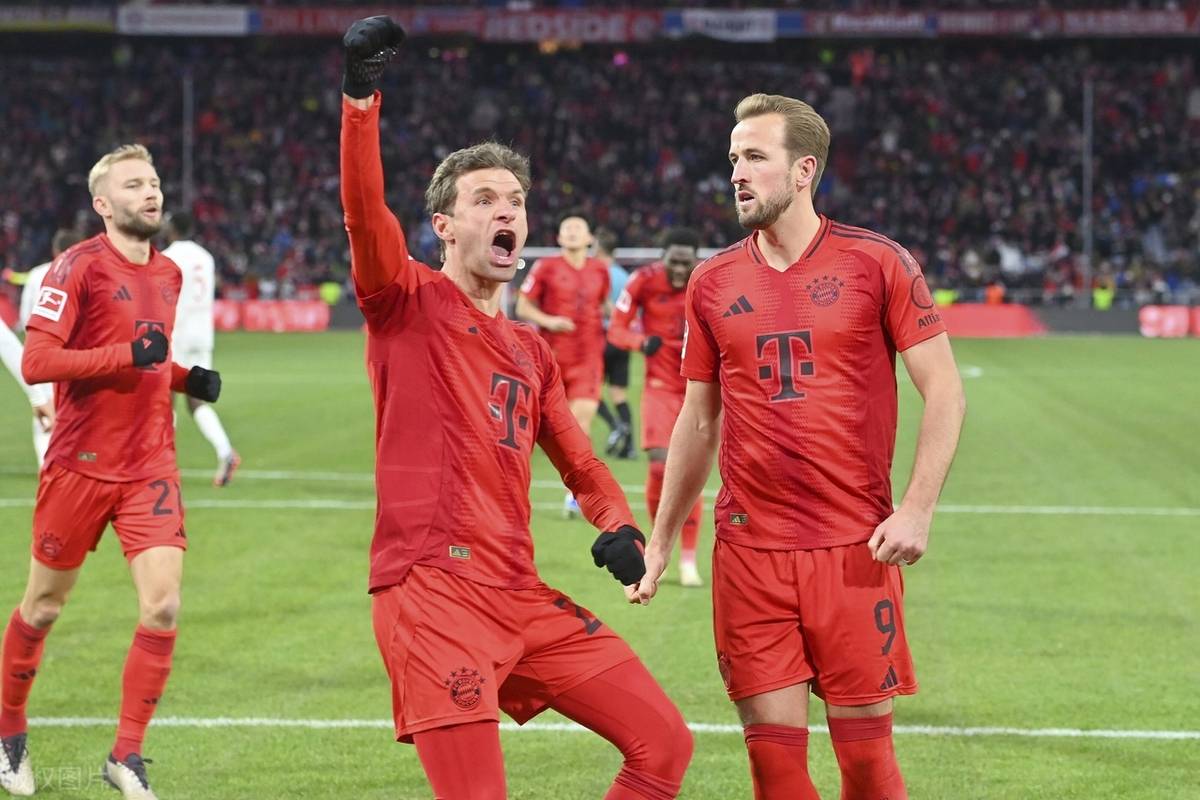 奥格斯堡教练组调整备战下一轮比赛 奥格斯堡教练组调整备战下一轮比赛