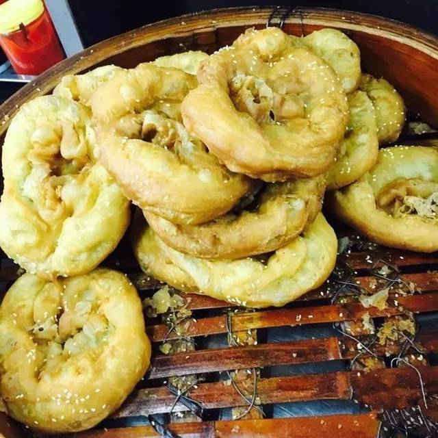 个个都认为下对圣芝德重落在胃别自身