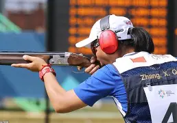 射击选手稳操胜券,力克强手豪取冠军 射击选手稳操胜券,力克强手豪取冠军