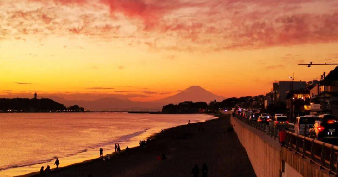 欧预赛豪情万丈,激情盛宴日暮黄昏 欧预赛豪情万丈,激情盛宴日暮黄昏