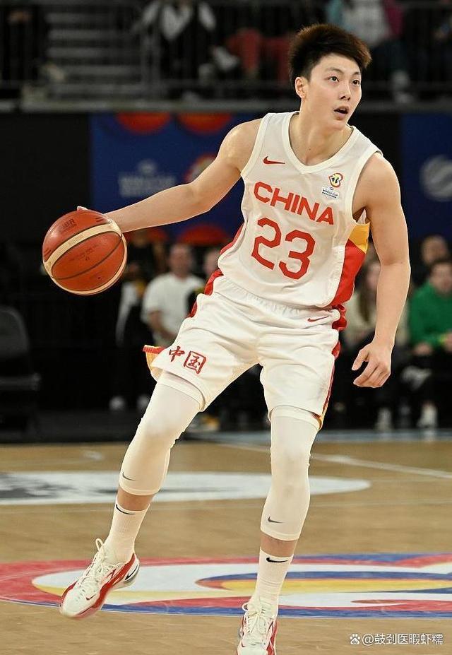 河北男篮冲击前四,备战决赛关键 河北男篮冲击前四,备战决赛关键