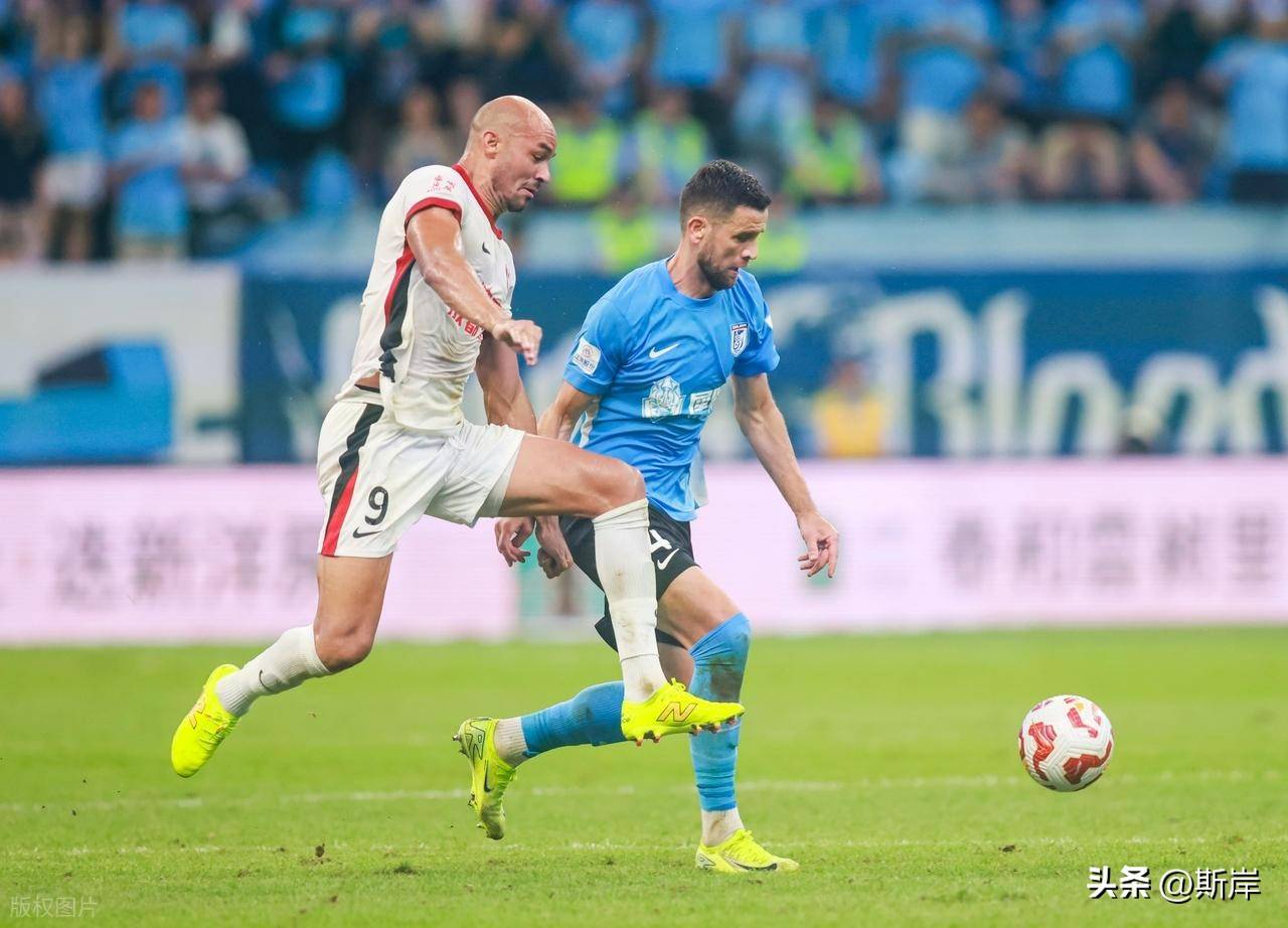 雷速直播-广州富力客场战胜大连一方，实现绝地反击