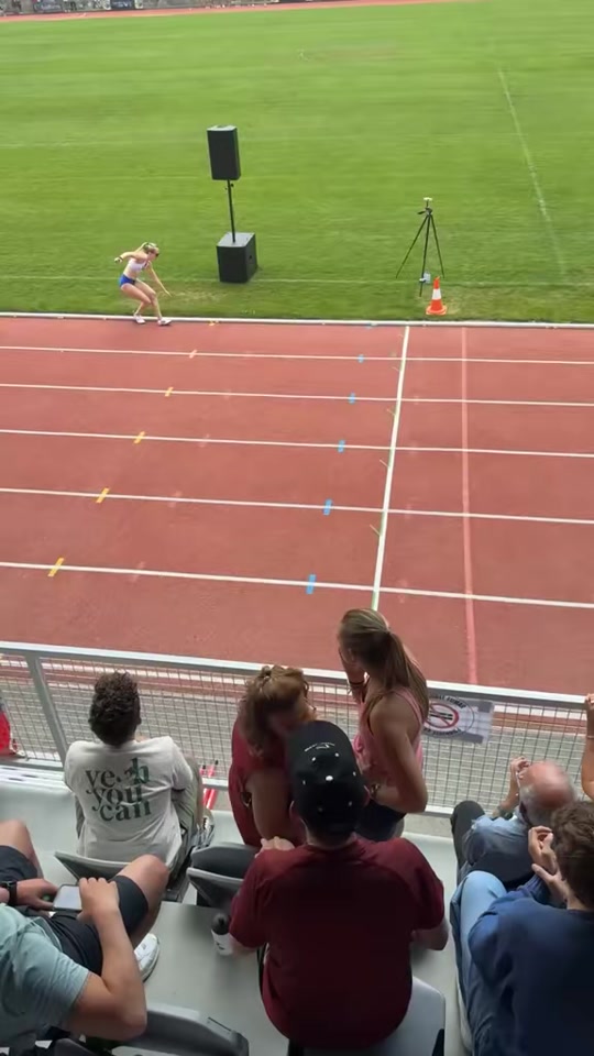 雷速官网-英格兰轻松击败安道尔，实力碾压