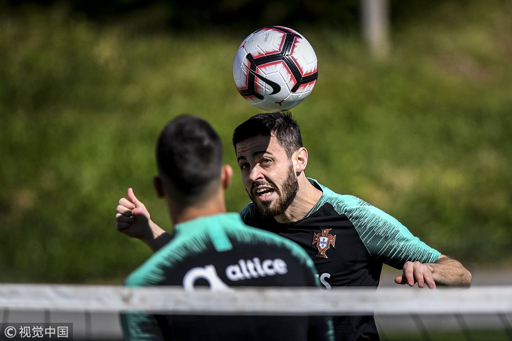 雷速官网下载-欧预赛倒计时，球队培训备战不辍