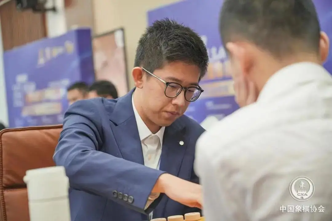 越南篮球选手在全球比赛中跻身前列 越南篮球选手在全球比赛中跻身前列