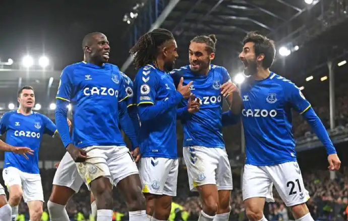 利兹联主场取胜,冲击欧冠名额 利兹联主场取胜,冲击欧冠名额