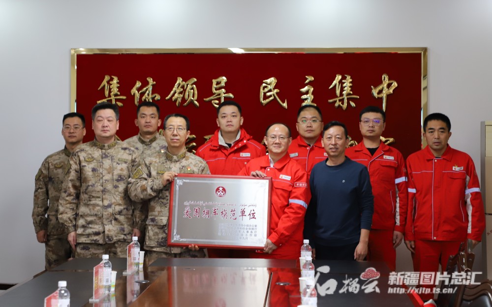 雷速-荣誉战场谱新篇章，队员展现凝聚力