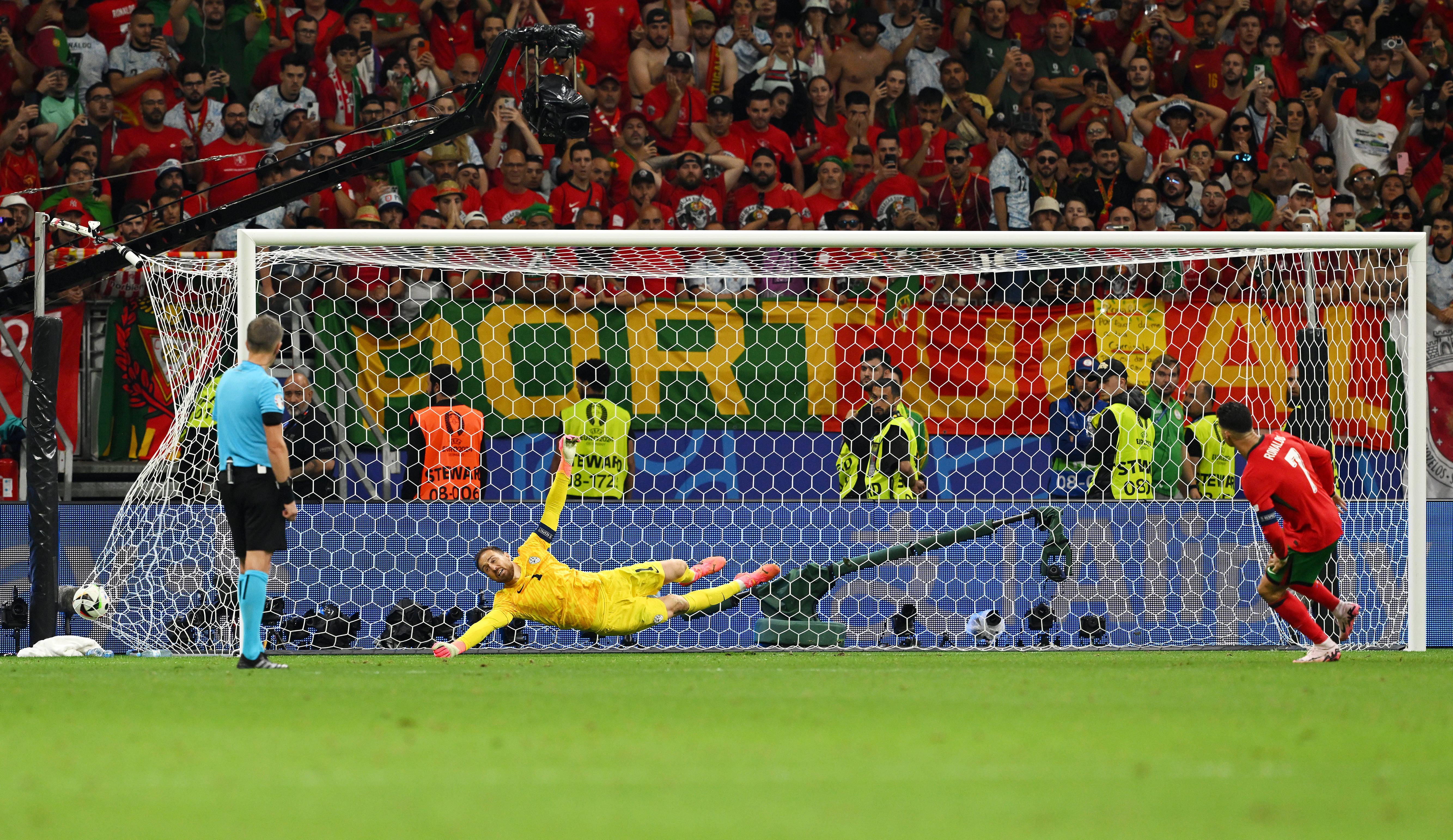 欧洲足球赛事开赛如火如荼,远走高飞 欧洲足球赛事开赛如火如荼,远走高飞